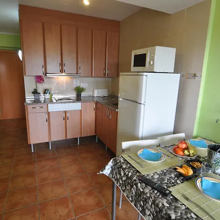 Rnet - 600 Isla De 27a Apartment *